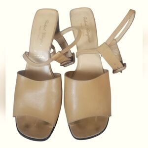 Robert Clergerie Tan Vintage Top Ankle Buckle  Leather Sandals Sz 9